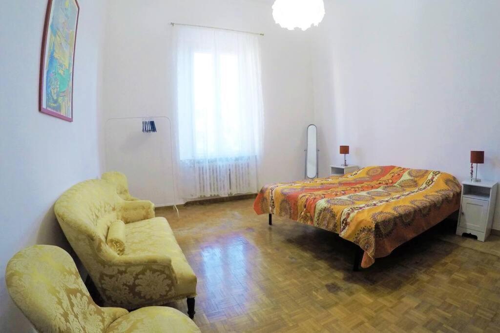 Gabry'S Home Three-Bedroom Big Apartment Near City Center & Train Station To Pisa And Florence & Ferries To Sardegna Corsica Livorno Exterior photo